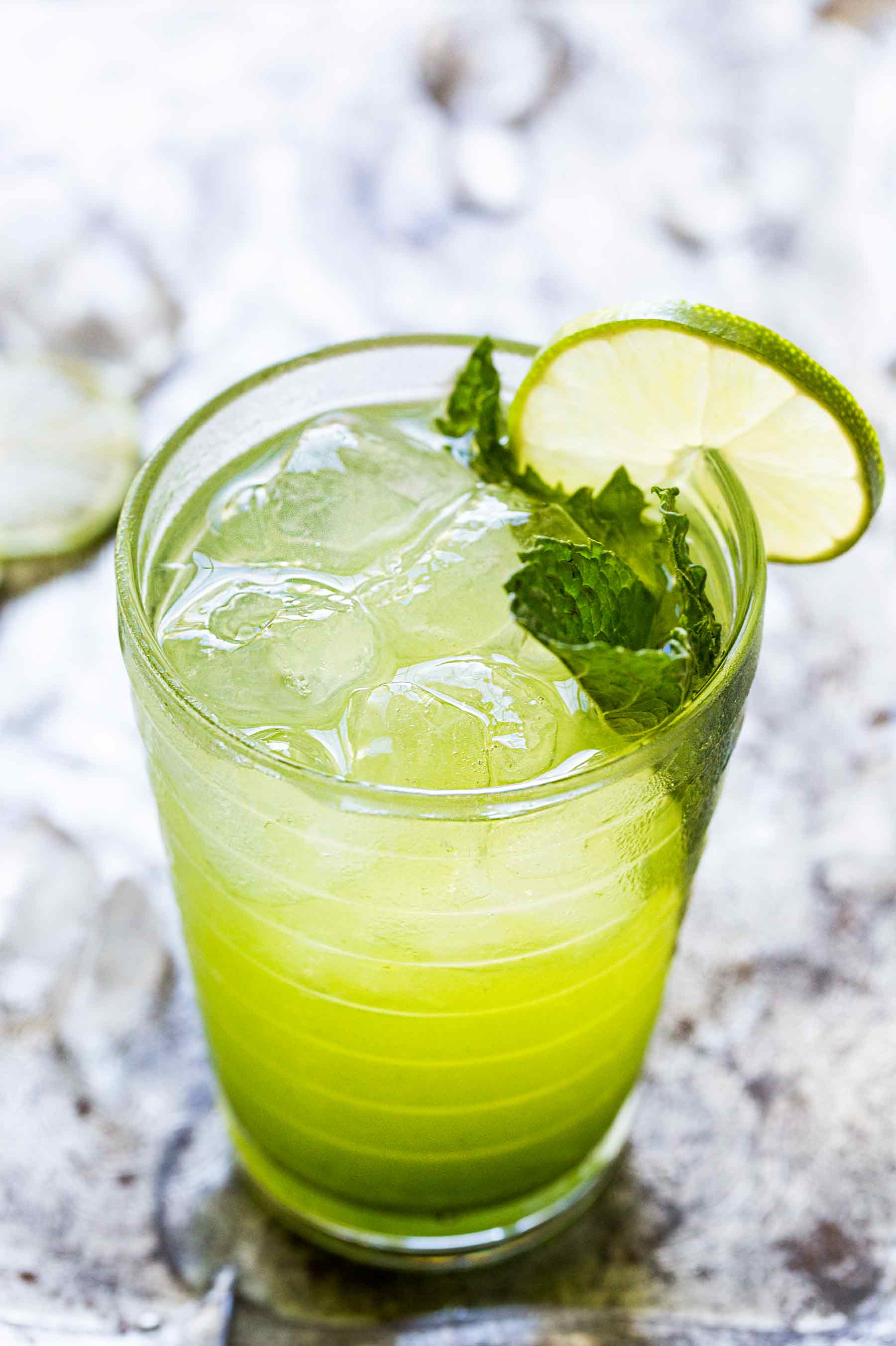 Low Calorie Cocktails for Healthy Eating Goals